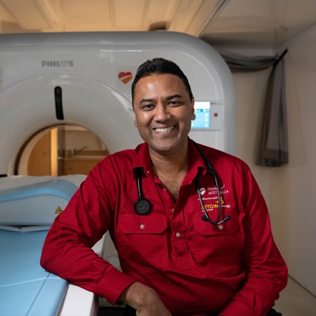 Dr Rolf Gomes